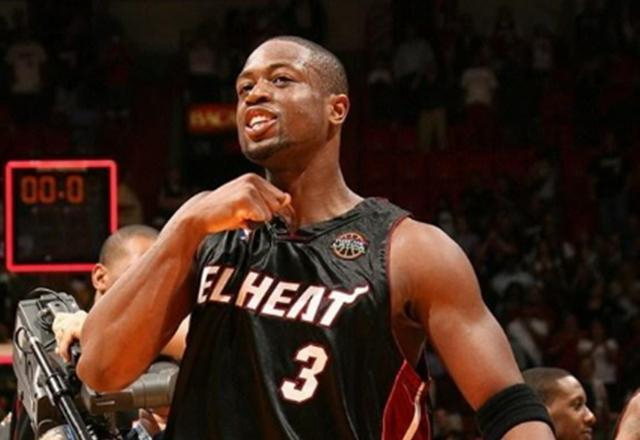 记者：梅西不考虑以球员身份回巴萨，若回归会是担任管理职务