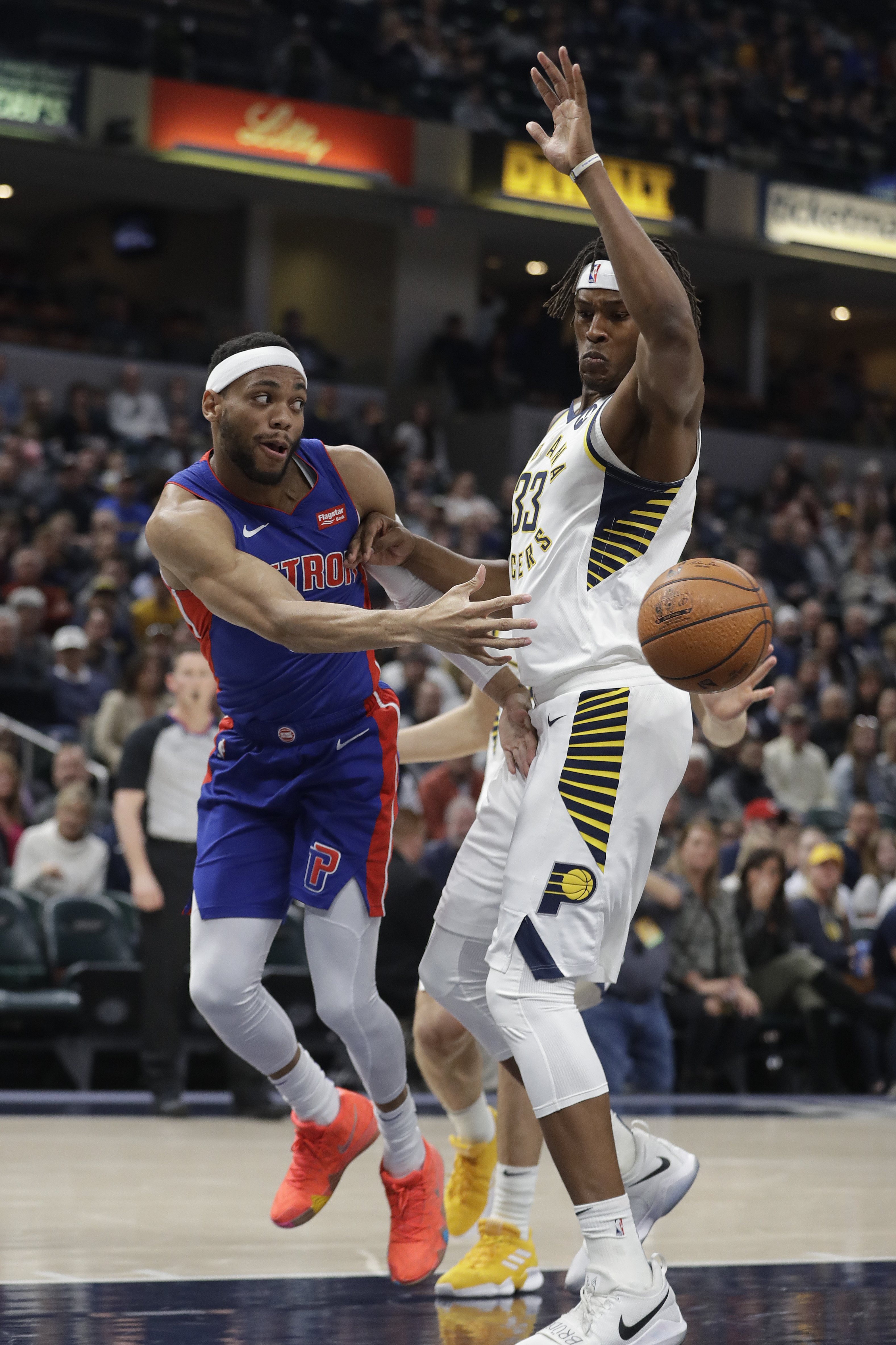 黄蜂伤病报告：三球&塞克斯顿&曼恩集体缺席与掘金一战