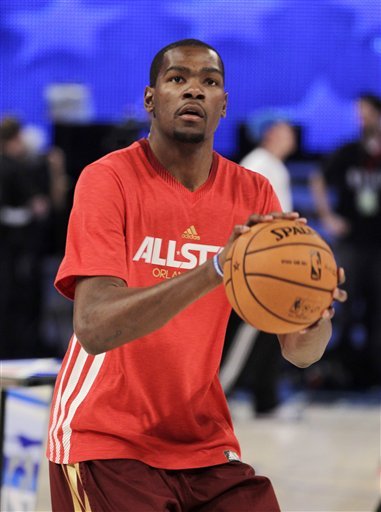 雷霆惨败黄蜂，最大分差创本赛季新低，球迷直接出言讽刺亚历山大