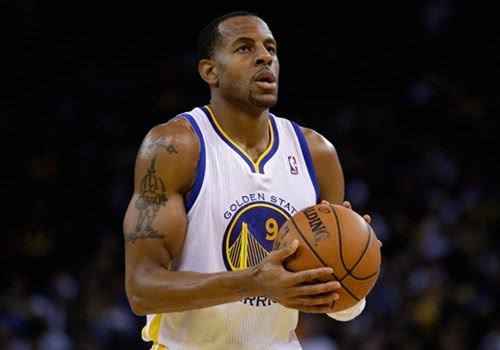 快船从开赛季的连滚带爬到游刃有余，有点幸福！牛逼啊，16-0老登聊发少年狂！